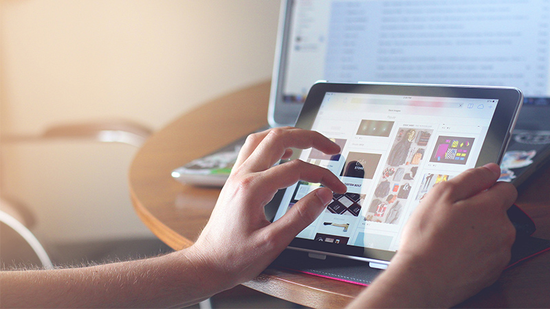 Odoo • Text and Image